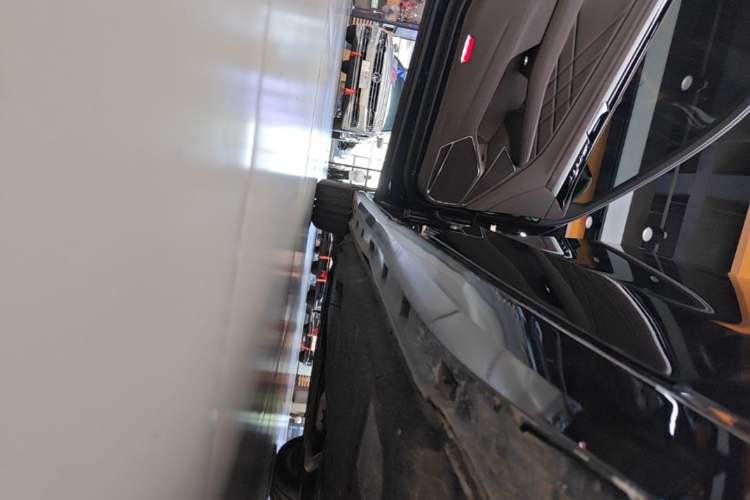 Used Volkswagen Phideon 2021 380TSI Prestige Edition Left Side Sill