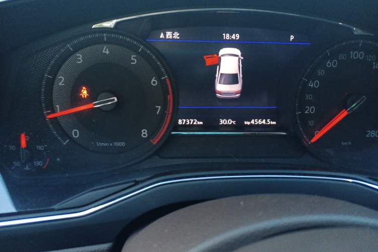 Used Volkswagen Phideon 2021 380TSI Luxury Edition Odometer Close Up