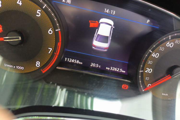 Used Volkswagen Phideon 2021 380TSI Prestige Edition Odometer Close Up
