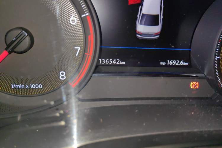 Used Volkswagen Phideon 2021 380TSI Prestige Edition Odometer Close Up