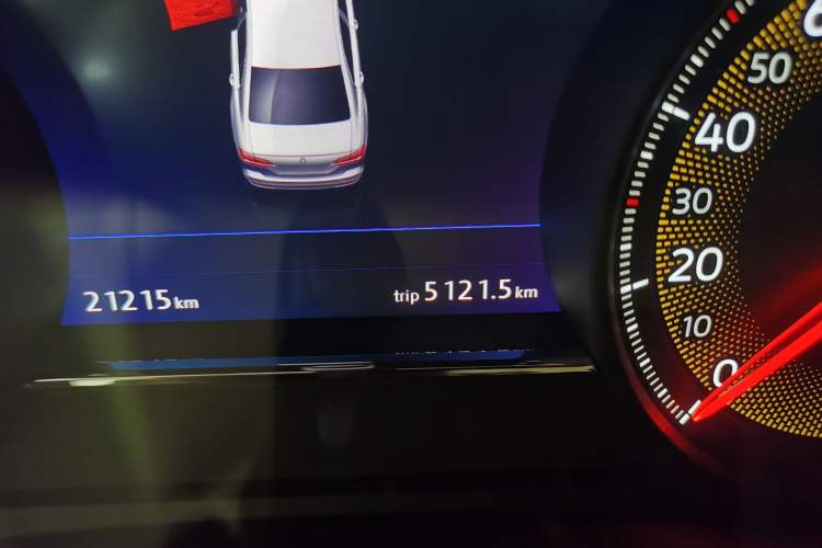 Used Volkswagen Phideon 2021 380TSI Flagship Edition Odometer Close Up