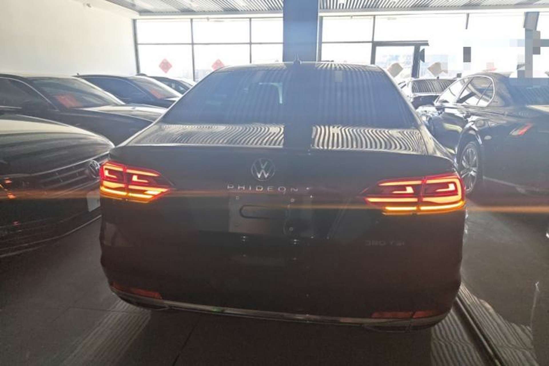 Used Volkswagen Phideon 2021 380TSI Prestige Edition Rear
