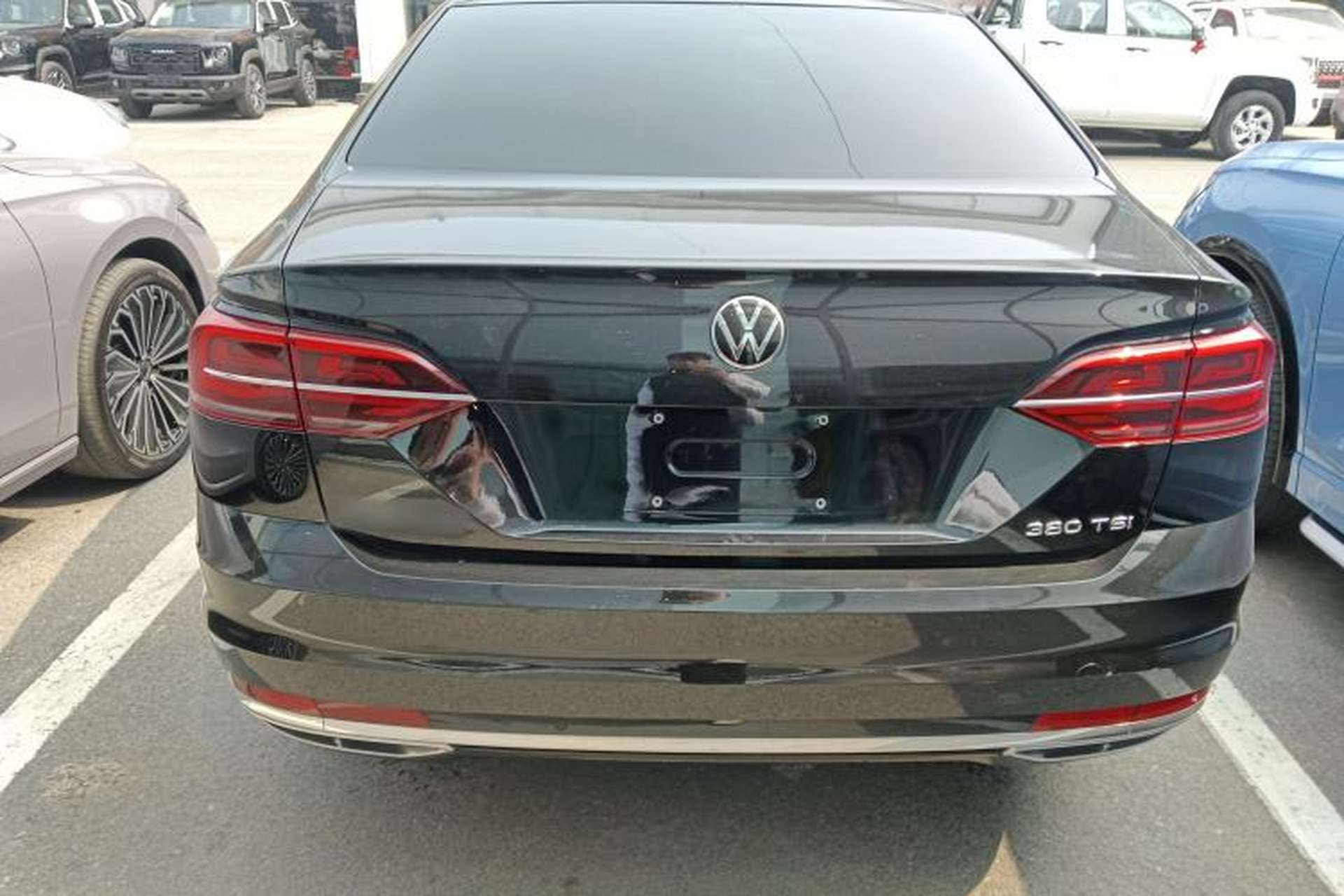 Used Volkswagen Phideon 2021 380TSI Luxury Edition Rear