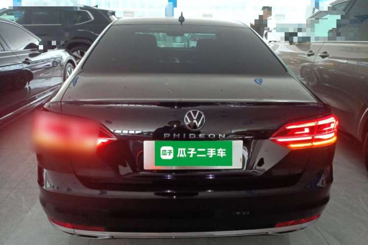 Used Volkswagen Phideon 2021 380TSI Prestige Edition Rear