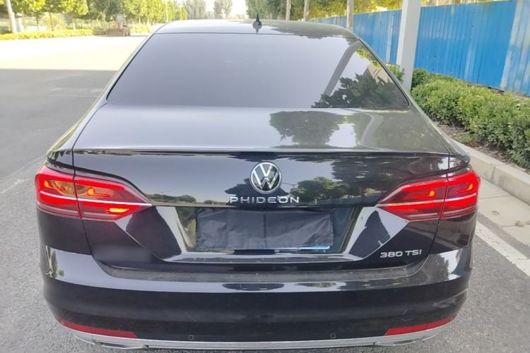 Used Volkswagen Phideon 2021 380TSI Prestige Edition Rear