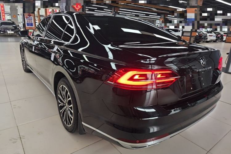 Used Volkswagen Phideon 2021 380TSI Luxury Edition Rear Left 45 Deg
