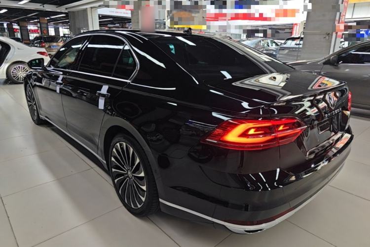 Used Volkswagen Phideon 2021 380TSI Prestige Edition Rear Left 45 Deg