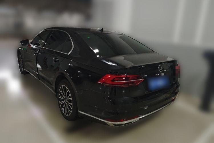 Used Volkswagen Phideon 2021 380TSI Luxury Edition Rear Left 45 Deg