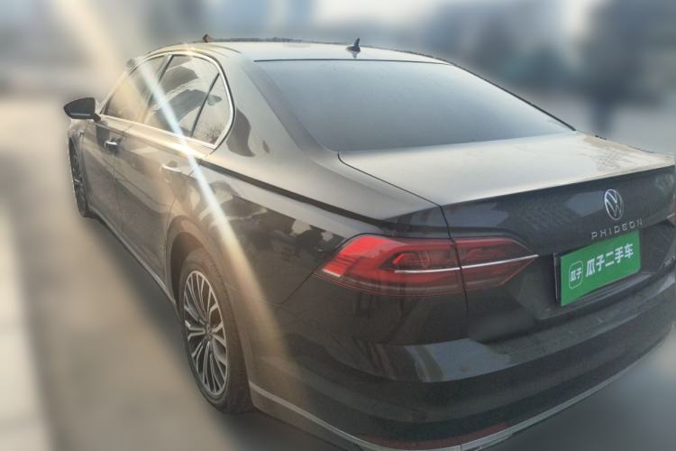Used Volkswagen Phideon 2021 380TSI Luxury Edition Rear Left 45 Deg