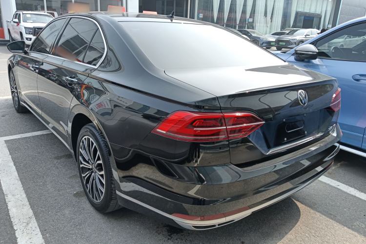 Used Volkswagen Phideon 2021 380TSI Luxury Edition Rear Left 45 Deg