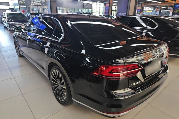 Used Volkswagen Phideon 2021 380TSI Prestige Edition Rear Left 45 Deg