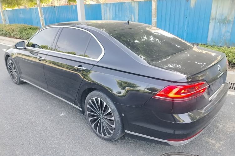 Used Volkswagen Phideon 2021 380TSI Prestige Edition Rear Left 45 Deg