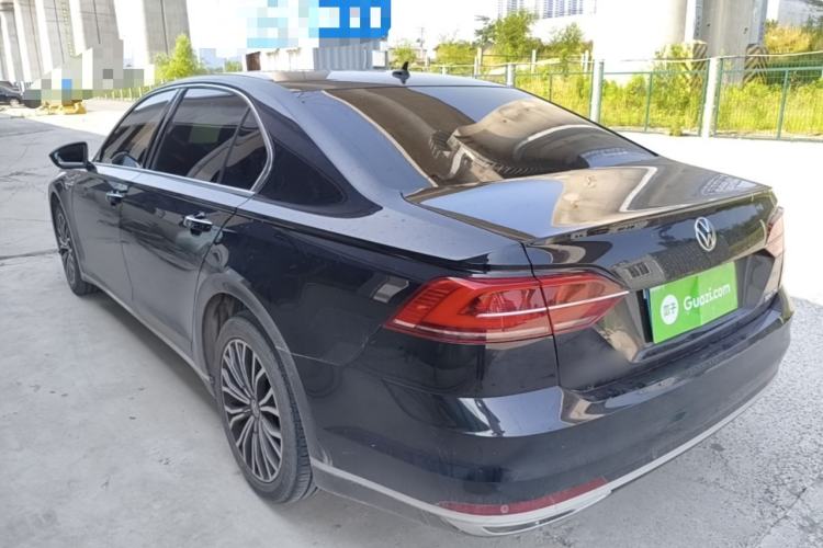 Used Volkswagen Phideon 2021 380TSI Luxury Edition Rear Left 45 Deg