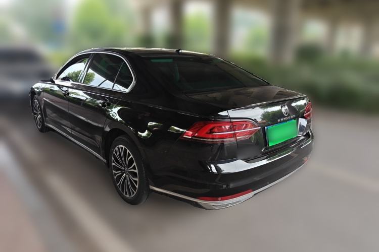Used Volkswagen Phideon 2021 380TSI Luxury Edition Rear Left 45 Deg