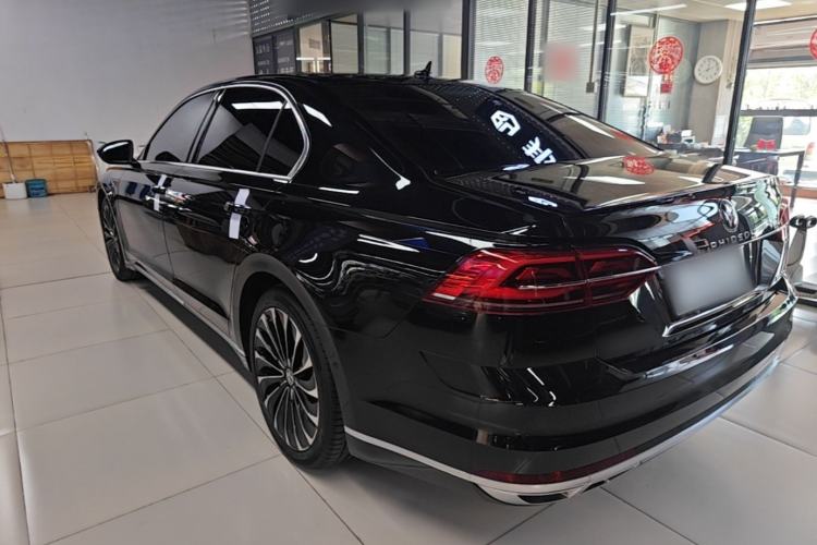 Used Volkswagen Phideon 2021 380TSI Prestige Edition Rear Left 45 Deg