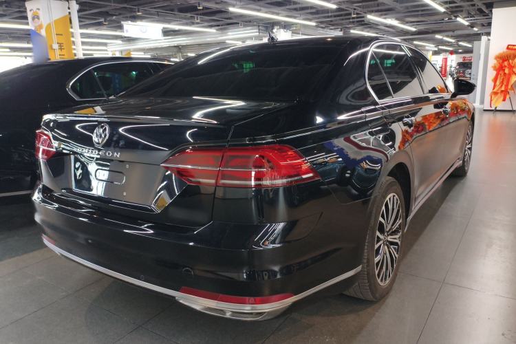 Used Volkswagen Phideon 2021 380TSI Luxury Edition Rear Right 45 Deg