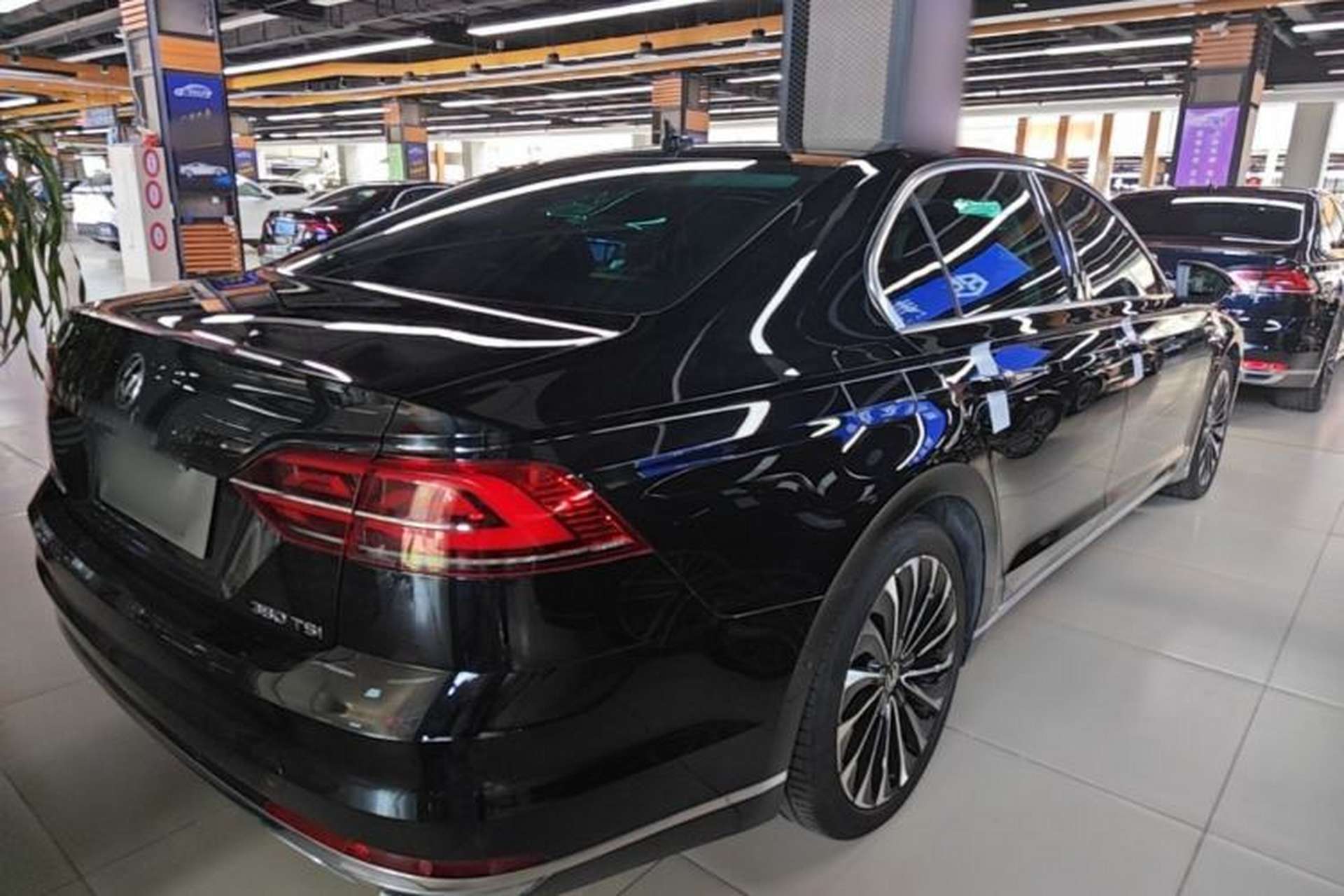 Used Volkswagen Phideon 2021 380TSI Prestige Edition Rear Right 45 Deg