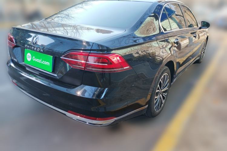 Used Volkswagen Phideon 2021 380TSI Luxury Edition Rear Right 45 Deg