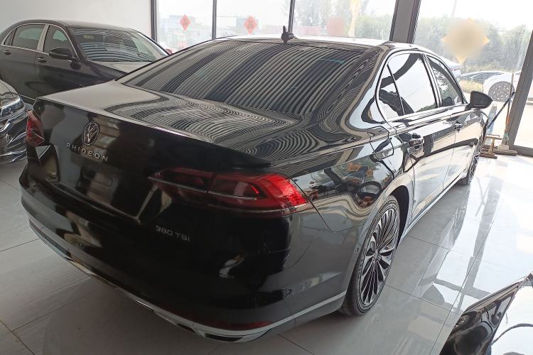 Used Volkswagen Phideon 2021 380TSI Prestige Edition Rear Right 45 Deg