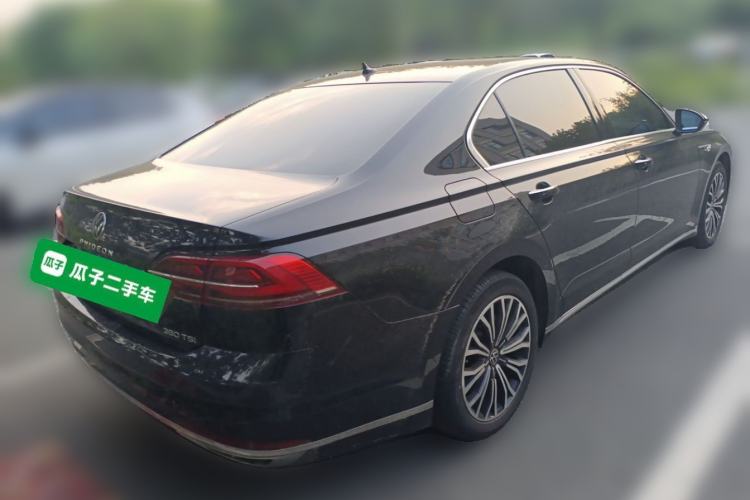 Used Volkswagen Phideon 2021 380TSI Luxury Edition Rear Right 45 Deg
