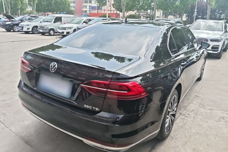 Used Volkswagen Phideon 2021 380TSI Luxury Edition Rear Right 45 Deg