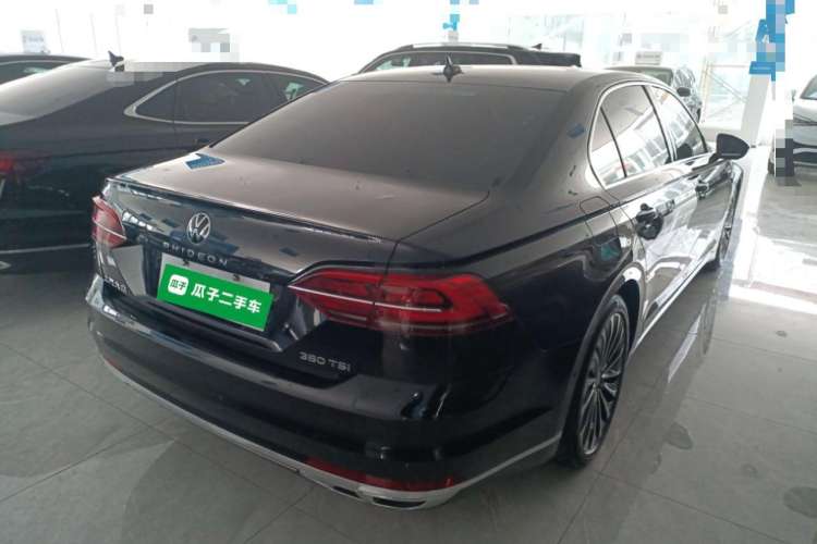 Used Volkswagen Phideon 2021 380TSI Prestige Edition Rear Right 45 Deg