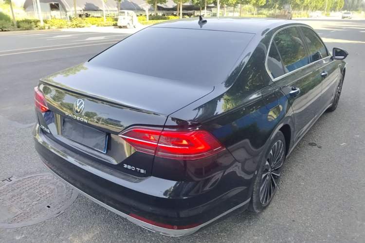 Used Volkswagen Phideon 2021 380TSI Prestige Edition Rear Right 45 Deg