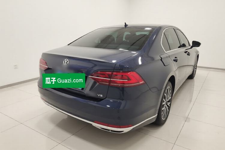 Used Volkswagen Phideon 2021 380TSI Luxury Edition Rear Right 45 Deg