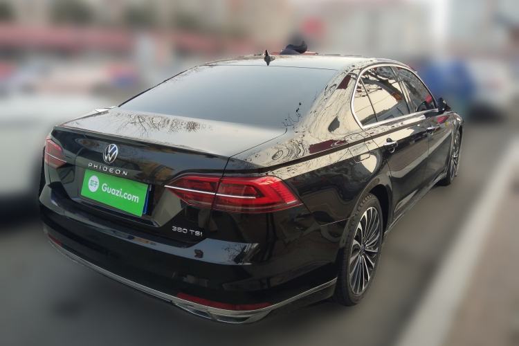 Used Volkswagen Phideon 2021 380TSI Prestige Edition Rear Right 45 Deg