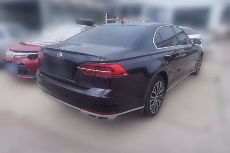 Used Volkswagen Phideon 2021 380TSI Luxury Edition Rear Right 45 Deg