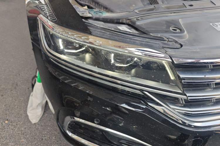 Used Volkswagen Phideon 2021 380TSI Luxury Edition Right Front Headlight