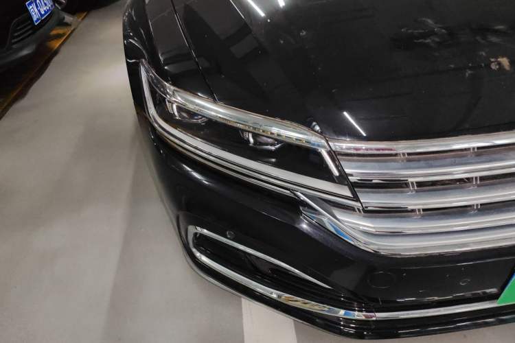 Used Volkswagen Phideon 2021 380TSI Luxury Edition Right Front Headlight