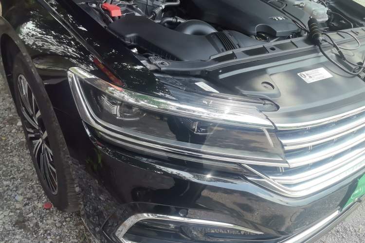 Used Volkswagen Phideon 2021 380TSI Luxury Edition Right Front Headlight