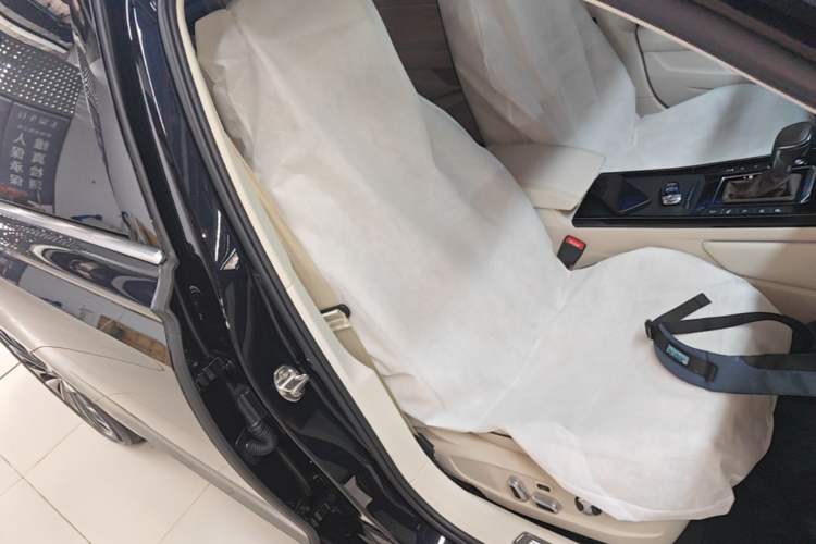 Used Volkswagen Phideon 2021 380TSI Prestige Edition Right Front Seat