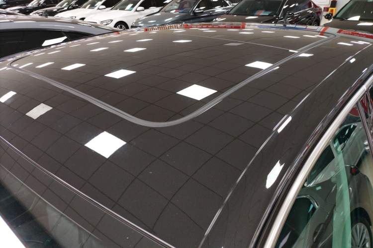 Used Volkswagen Phideon 2021 380TSI Luxury Edition Roof