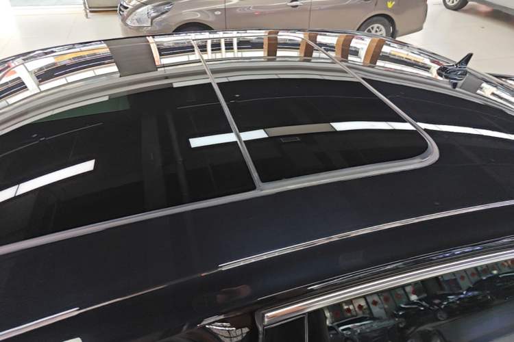 Used Volkswagen Phideon 2021 380TSI Prestige Edition Roof