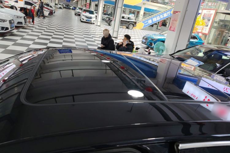 Used Volkswagen Phideon 2021 380TSI Luxury Edition Roof