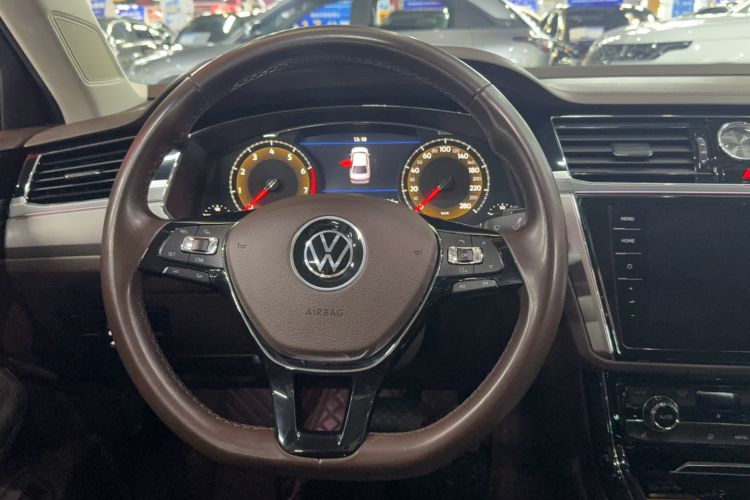 Used Volkswagen Phideon 2021 380TSI Luxury Edition Steering Wheel