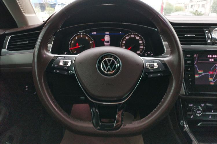 Used Volkswagen Phideon 2021 380TSI Luxury Edition Steering Wheel