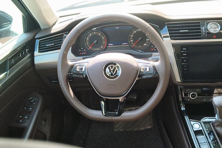 Used Volkswagen Phideon 2021 380TSI Luxury Edition Steering Wheel