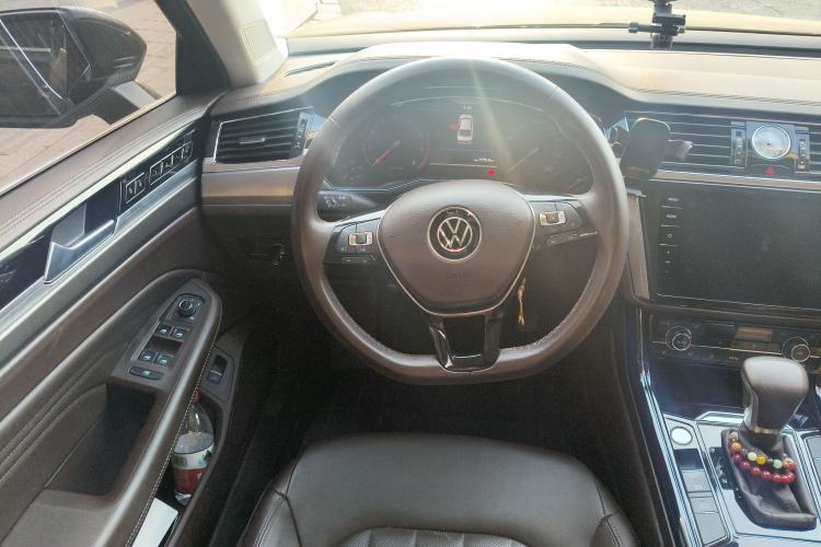 Used Volkswagen Phideon 2021 380TSI Luxury Edition Steering Wheel