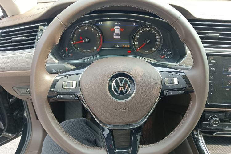 Used Volkswagen Phideon 2021 380TSI Luxury Edition Steering Wheel