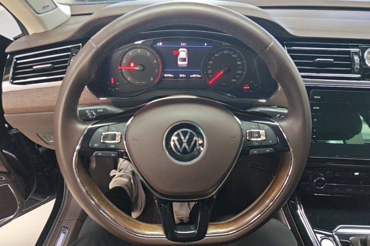 Used Volkswagen Phideon 2021 380TSI Prestige Edition Steering Wheel