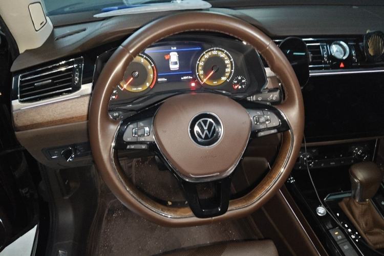 Used Volkswagen Phideon 2021 380TSI Prestige Edition Steering Wheel