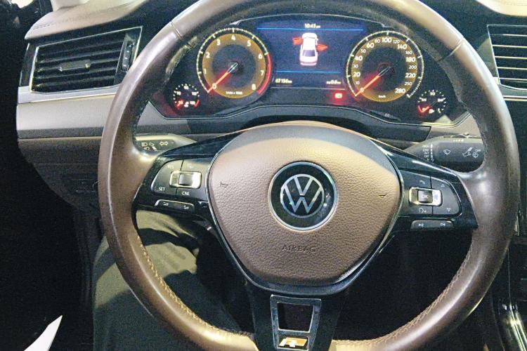 Used Volkswagen Phideon 2021 380TSI Luxury Edition Steering Wheel