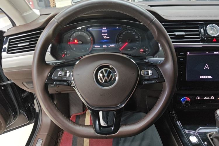 Used Volkswagen Phideon 2021 380TSI Luxury Edition Steering Wheel