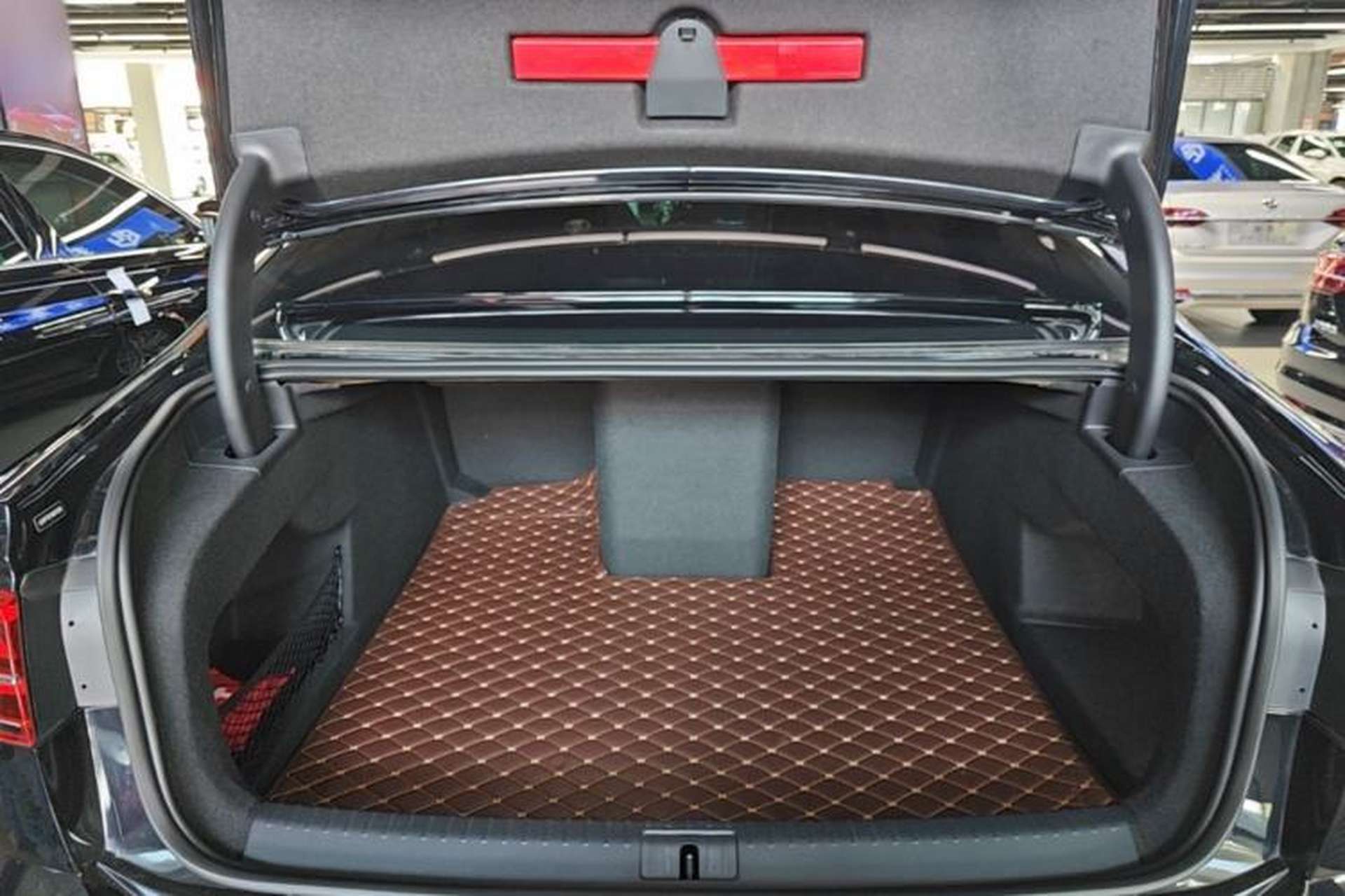 Used Volkswagen Phideon 2021 380TSI Prestige Edition Trunk