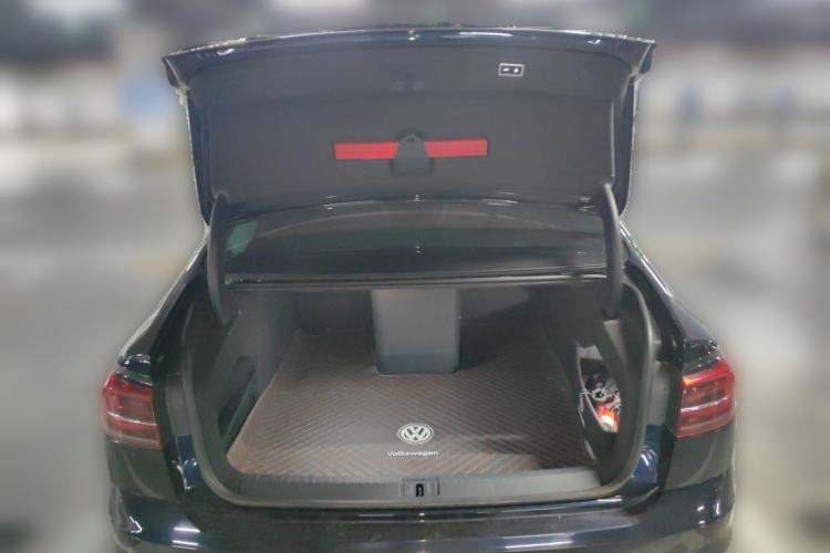 Used Volkswagen Phideon 2021 380TSI Prestige Edition Trunk