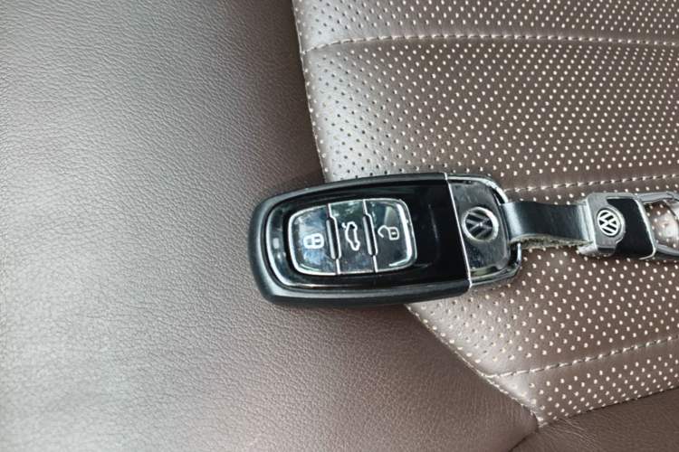 Used Volkswagen Phideon 2021 380TSI Luxury Edition Vehicle Key