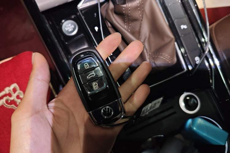 Used Volkswagen Phideon 2021 380TSI Luxury Edition Vehicle Key